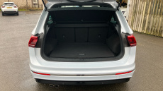 Volkswagen Tiguan 2.0 TDi 150 R-Line 5dr Diesel Estate